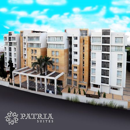 Quality Inn Patria Suites, Rajkot Eksteriør billede